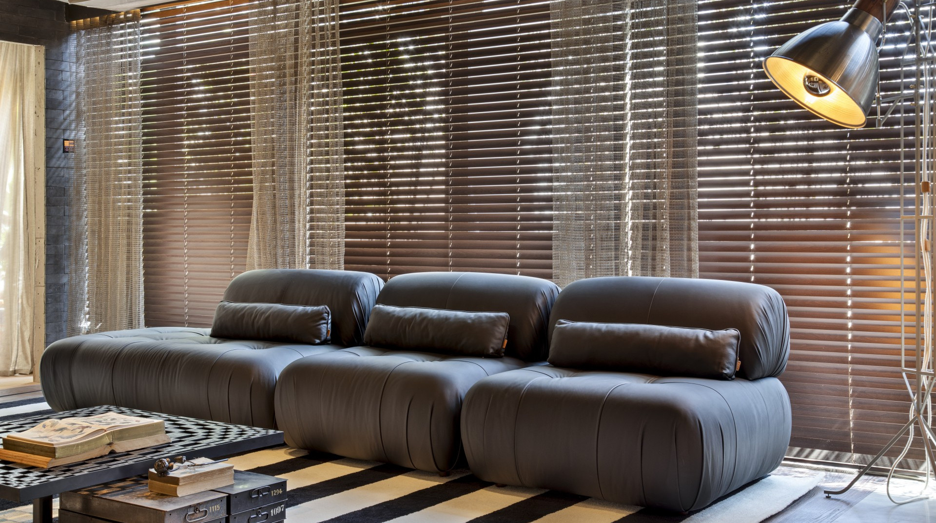 Dell Anno Global Living